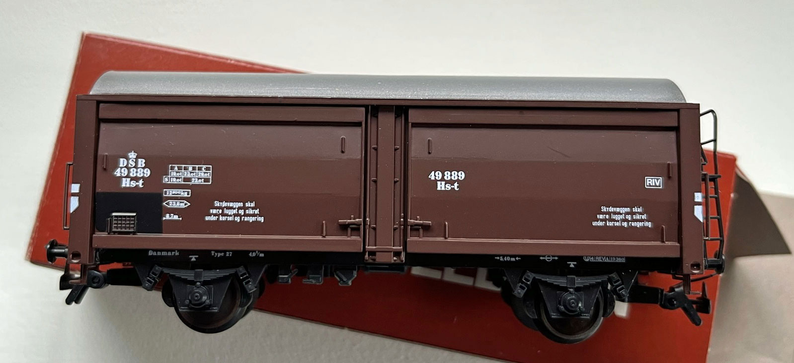 Model af DSB Hs-t 49889 sælges
